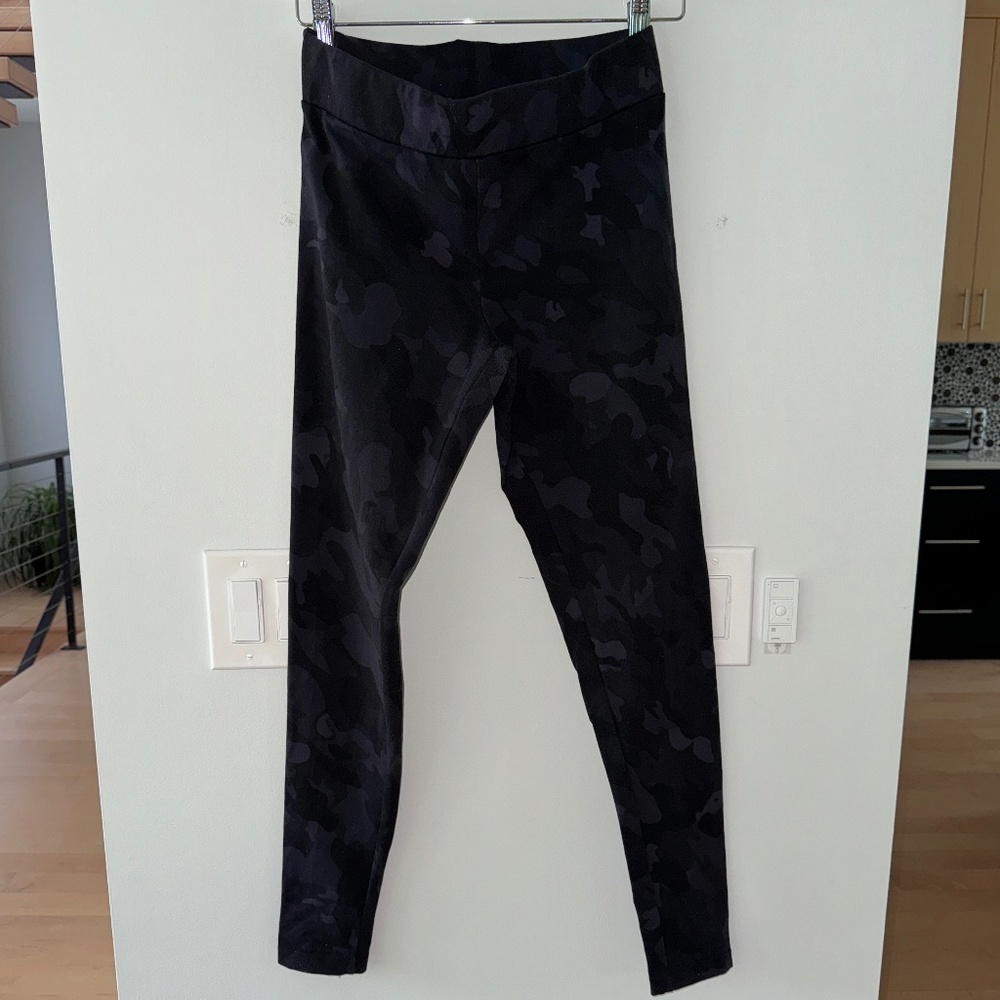 black/gray CAMO LEGGING / size S